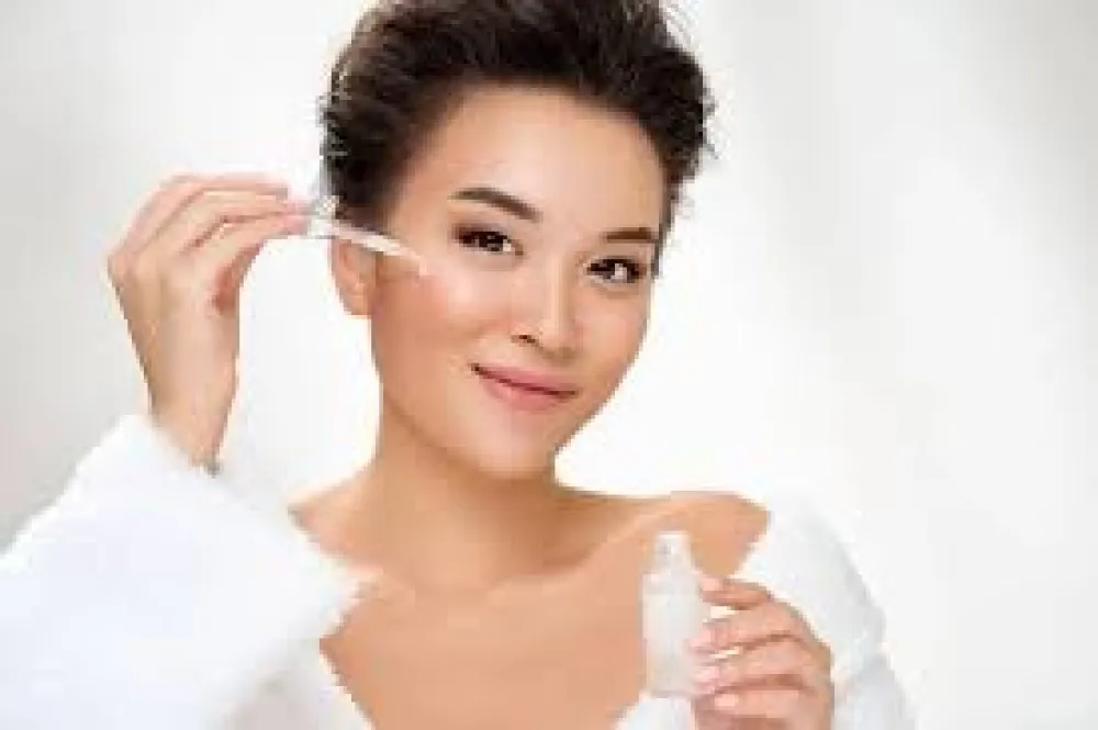 Trenexamin Acid 10%, Ferulic Acid, Kojic Acid Dipalmitate & P-Terowhite Face Serum Pharma Exporters